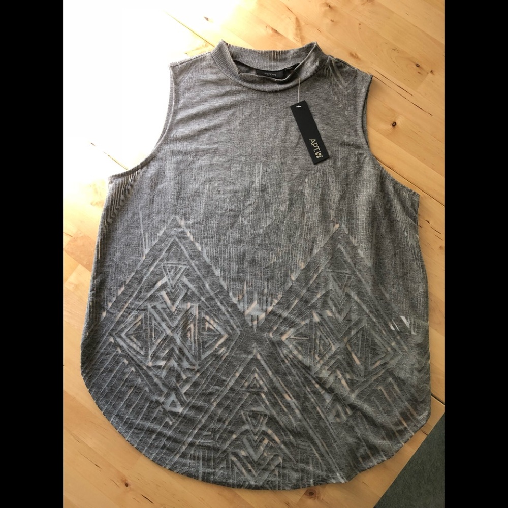 Apt 9 sheer sleeveless top